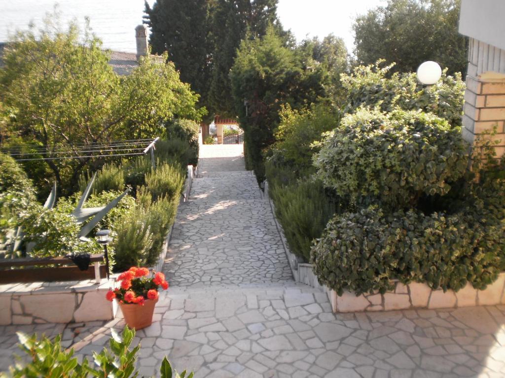 Apartments Pinezić Martinšćica Zimmer foto