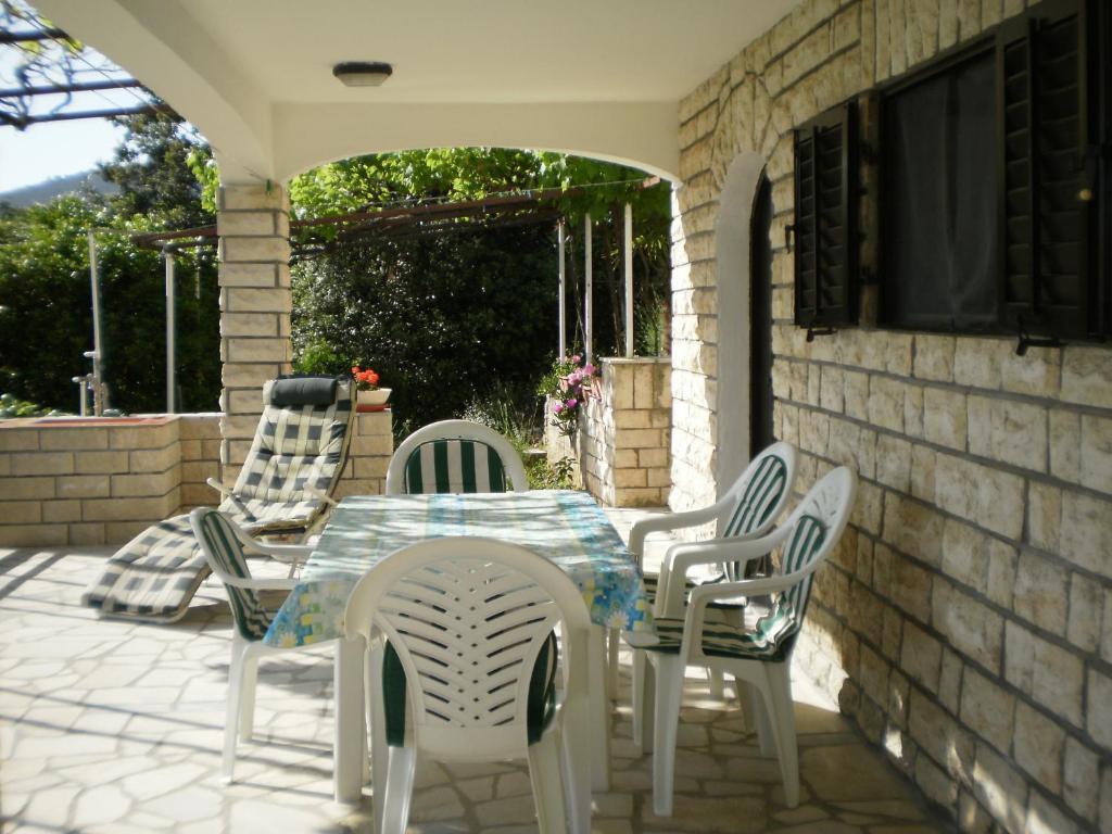 Apartments Pinezić Martinšćica Zimmer foto